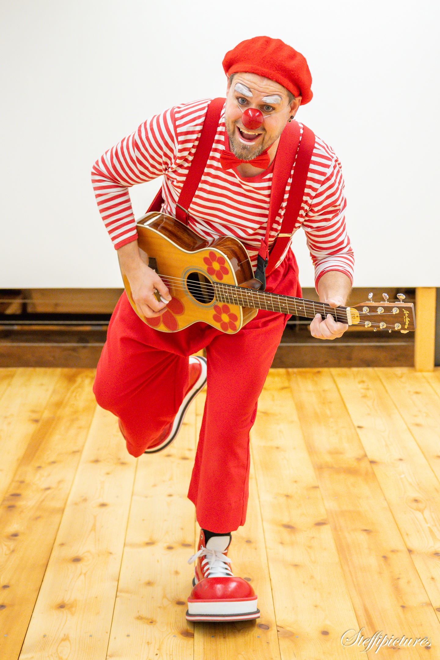 Clowns (24)